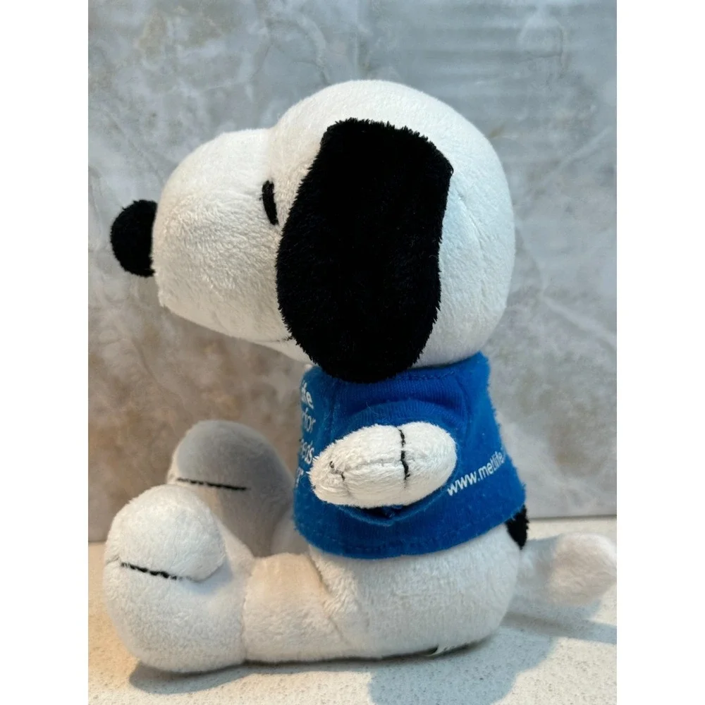 Snoopy MetLife Plush 2015 Center for‎ Special Needs Planning Peanuts Collectible